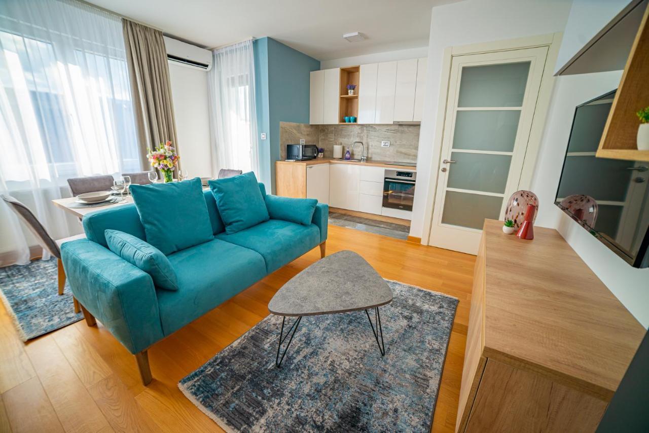 Zoe Apartment Novi Sad Bagian luar foto