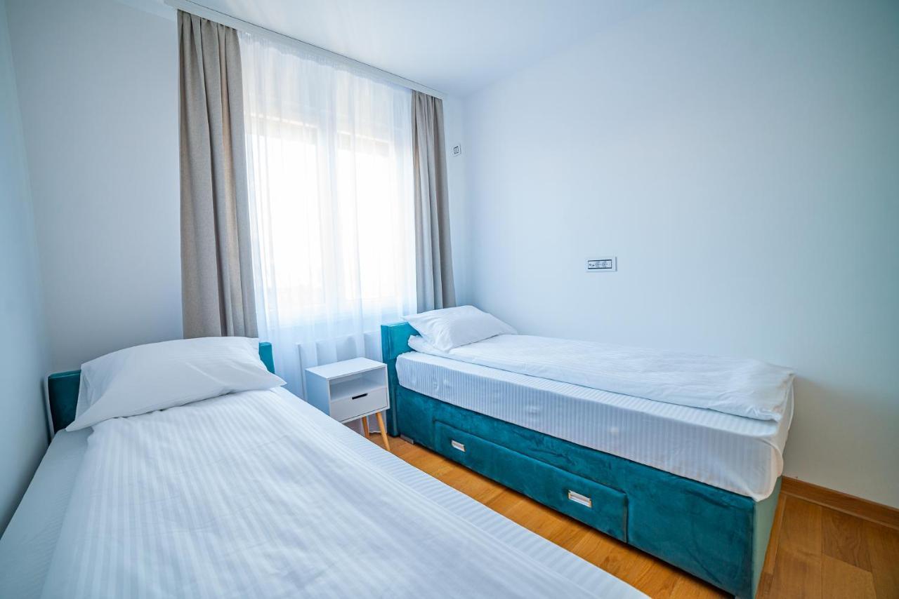 Zoe Apartment Novi Sad Bagian luar foto