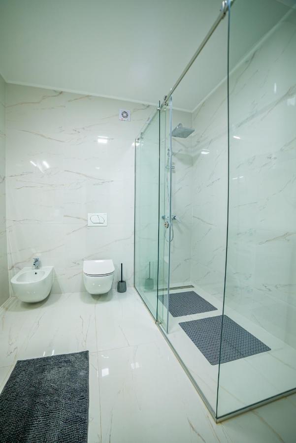Zoe Apartment Novi Sad Bagian luar foto